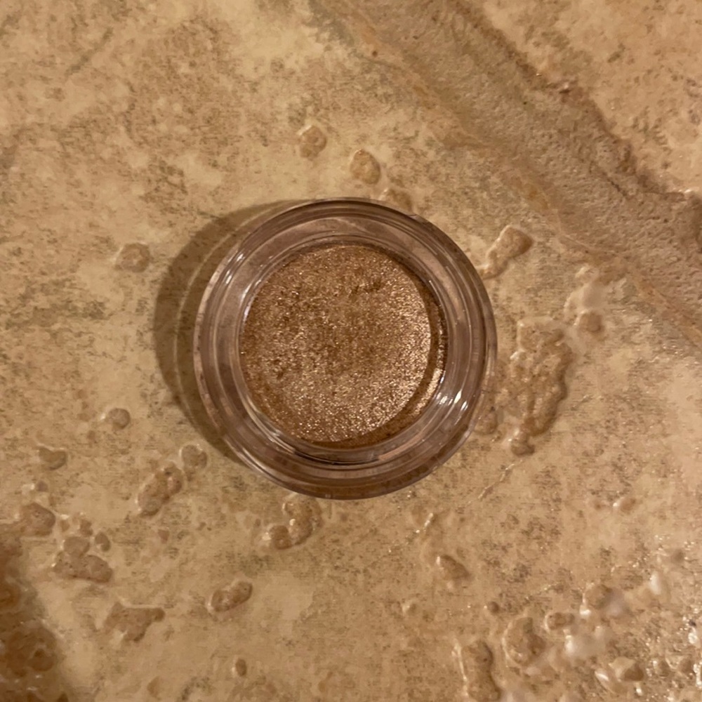 Chantecaille Seashell Mermaid Eye Color